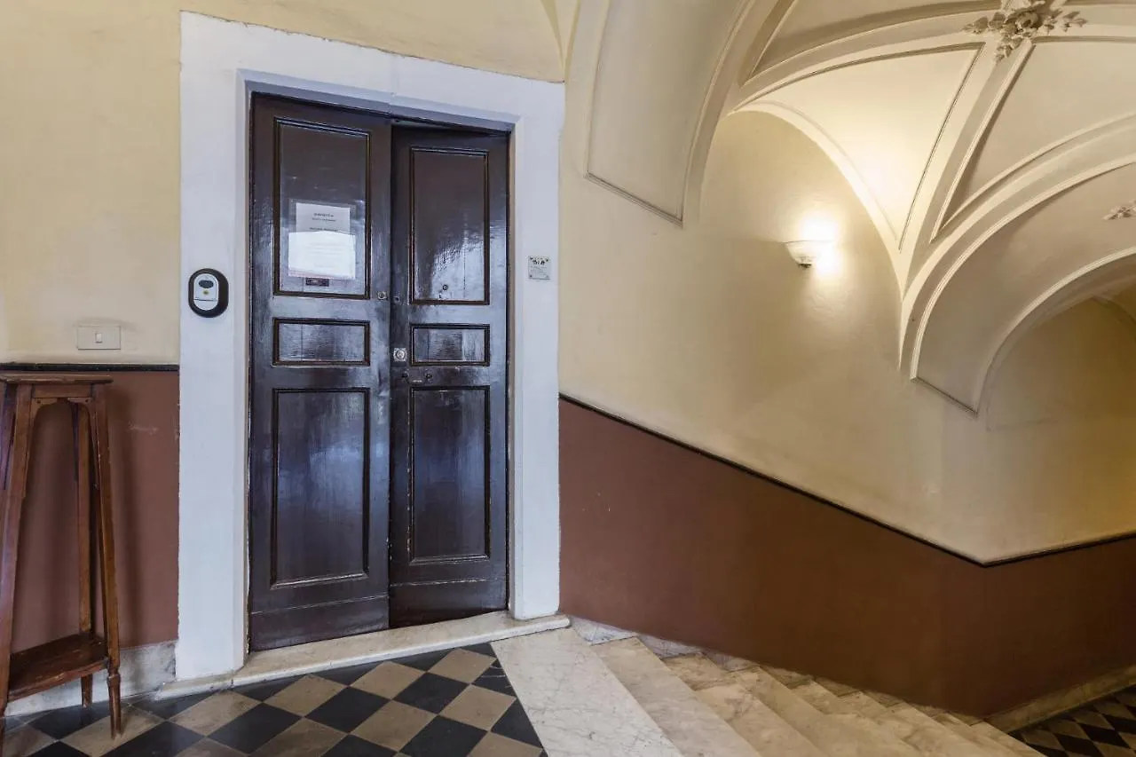 Da Gianni E Lucia Rooms With Bathroom In The City Center Catánia